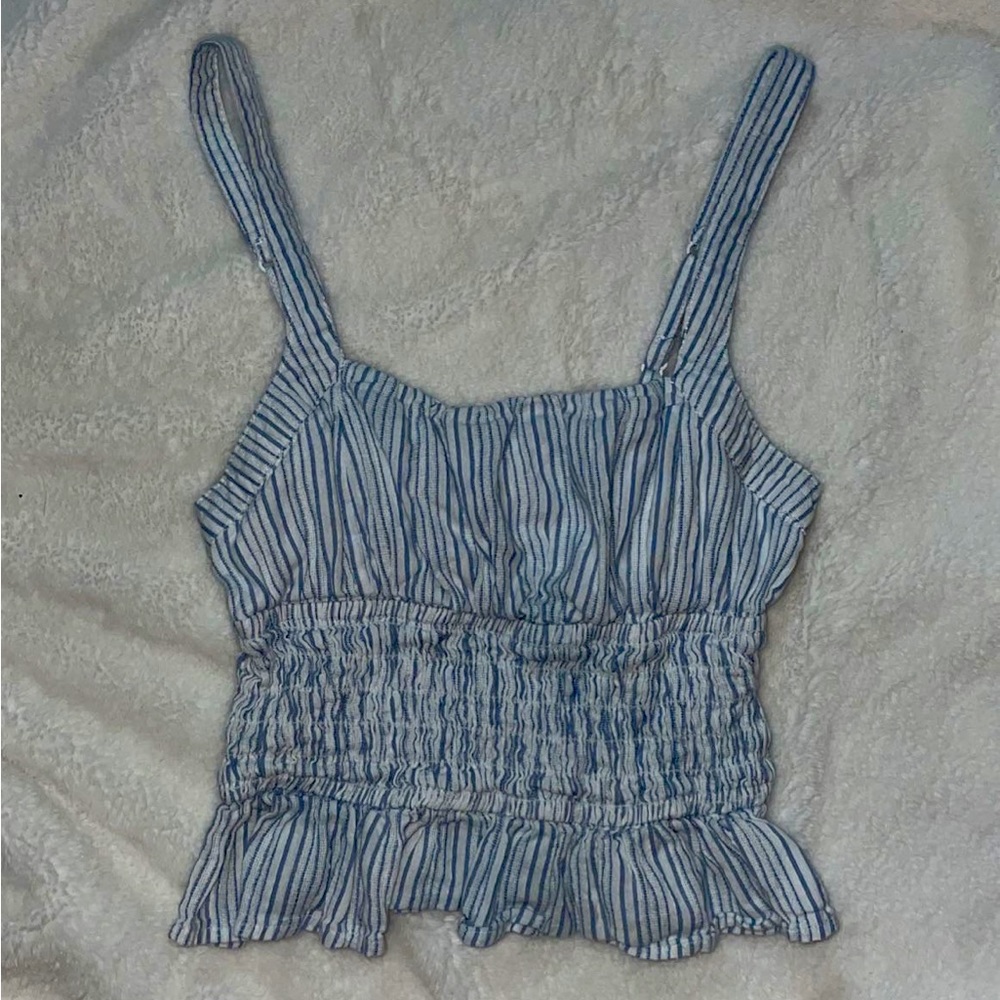 Cute Blue and White Stripped Cropped Tank-Top🤍 SIZE S